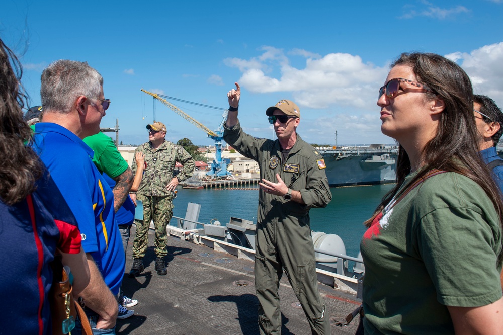 USS Lexington (CV-16) Museum staff tours USS Carl Vinson