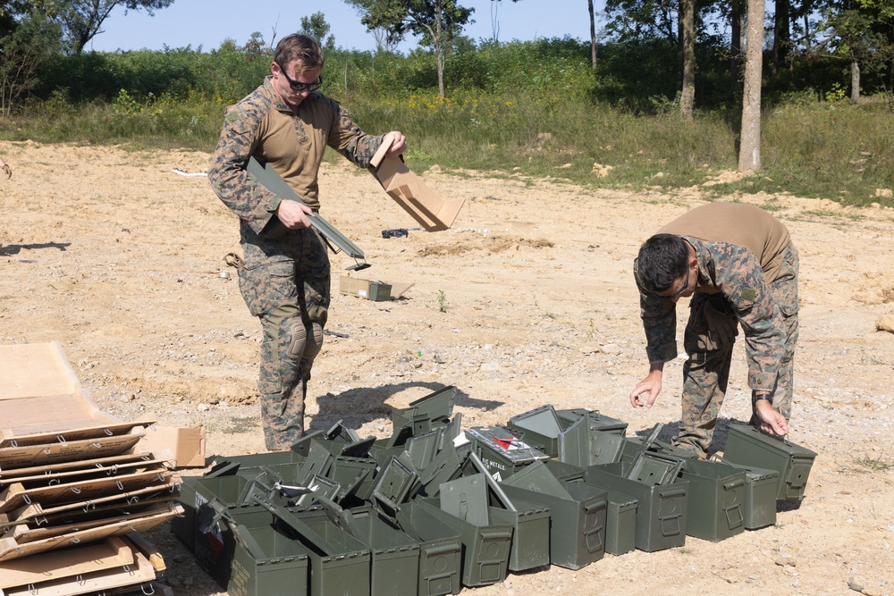 MCAS Cherry Point EOD Conducts Joint Training with 123d EOD