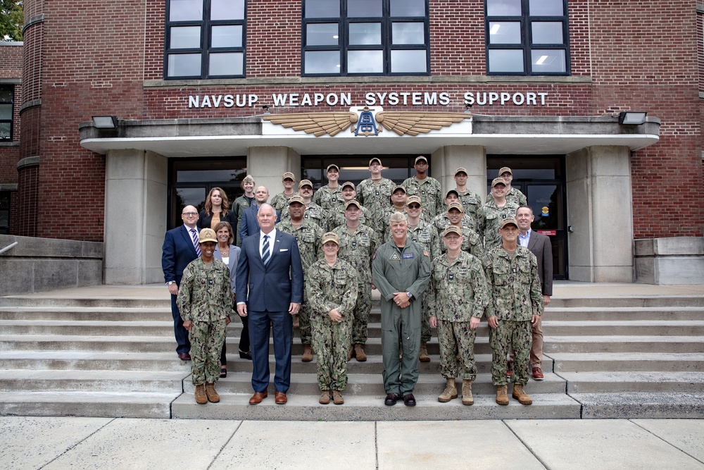 Air Boss Visits NAVSUP WSS to Discuss Readiness and Future Challenges