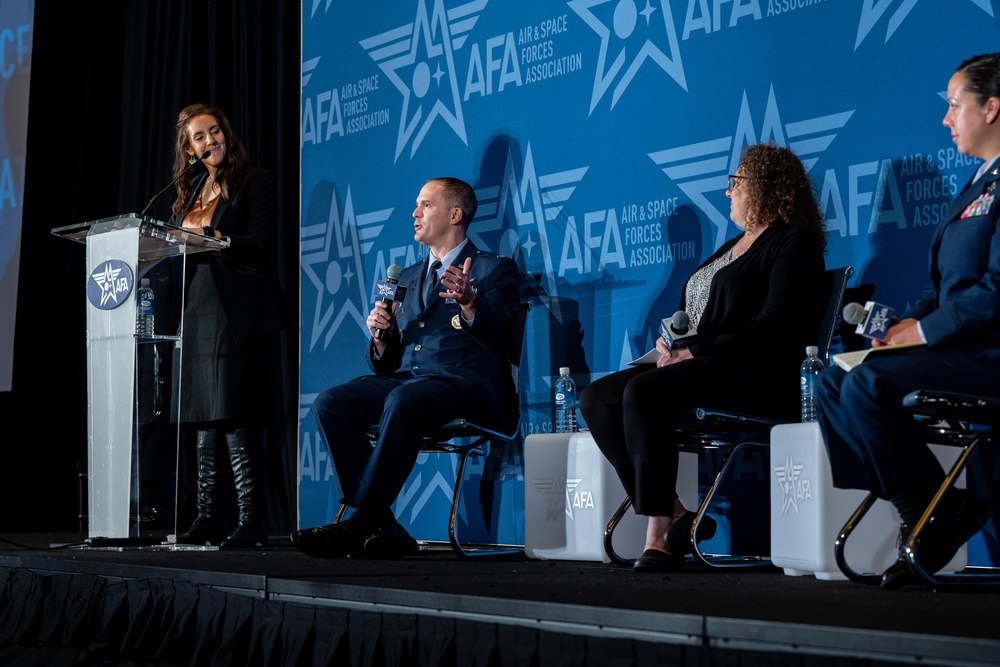 Delta 1 Commander speaks at AFA