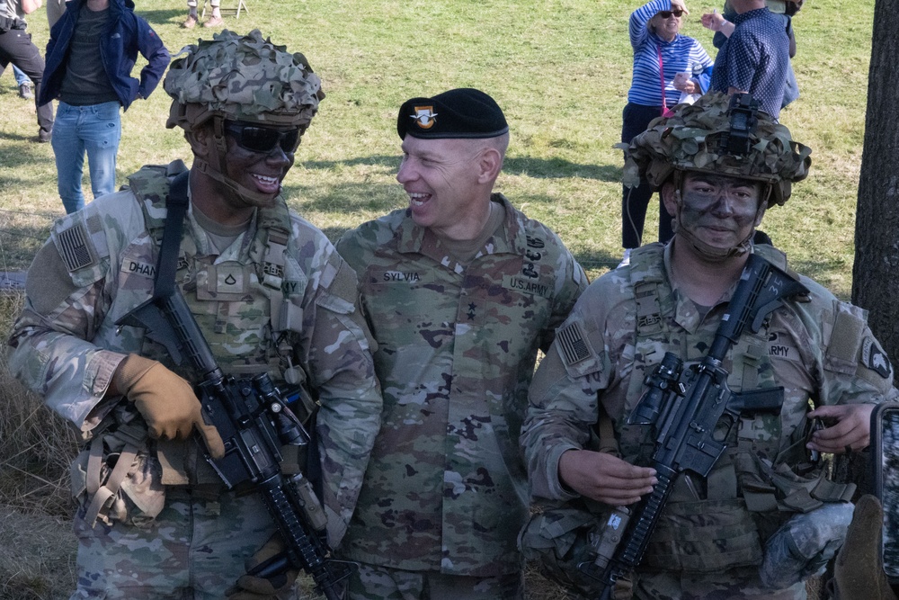 Operation Market Garden 80th Anniversary: 101st Airborne Division Air Assault Demonstration