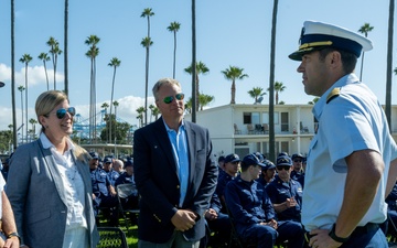 Los Angeles Based Coast Guard member receives Coast Guard Medal