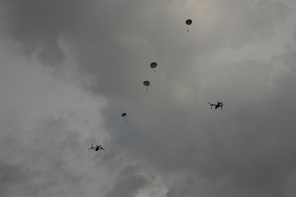 31st MEU | Parachute Operations