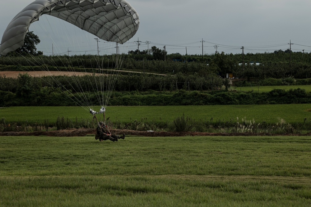 31st MEU | Parachute Operations