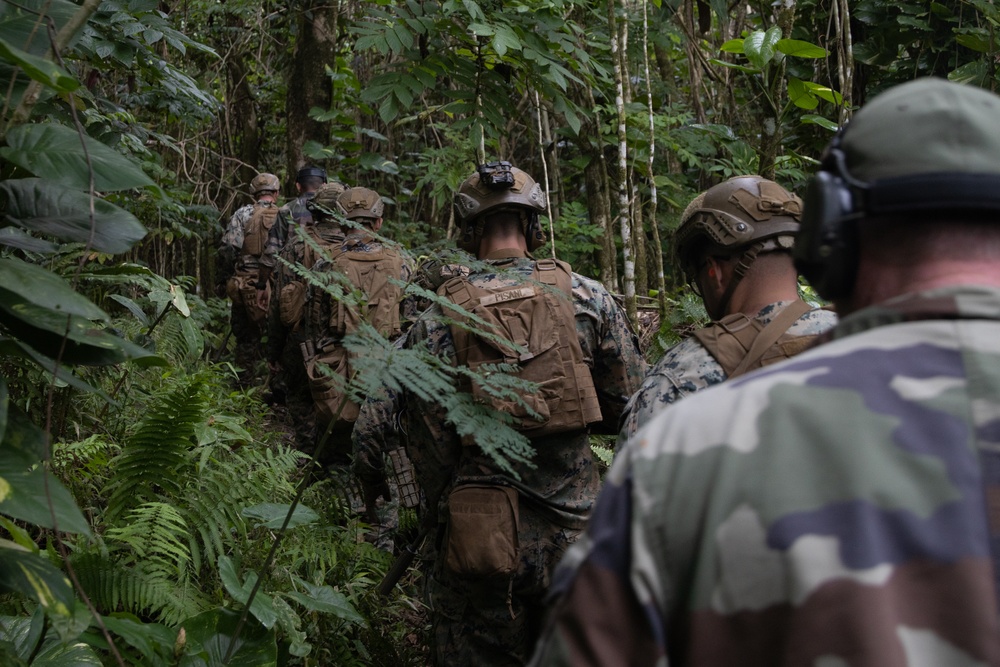 Pacific Marines in Tahiti: Range Movement