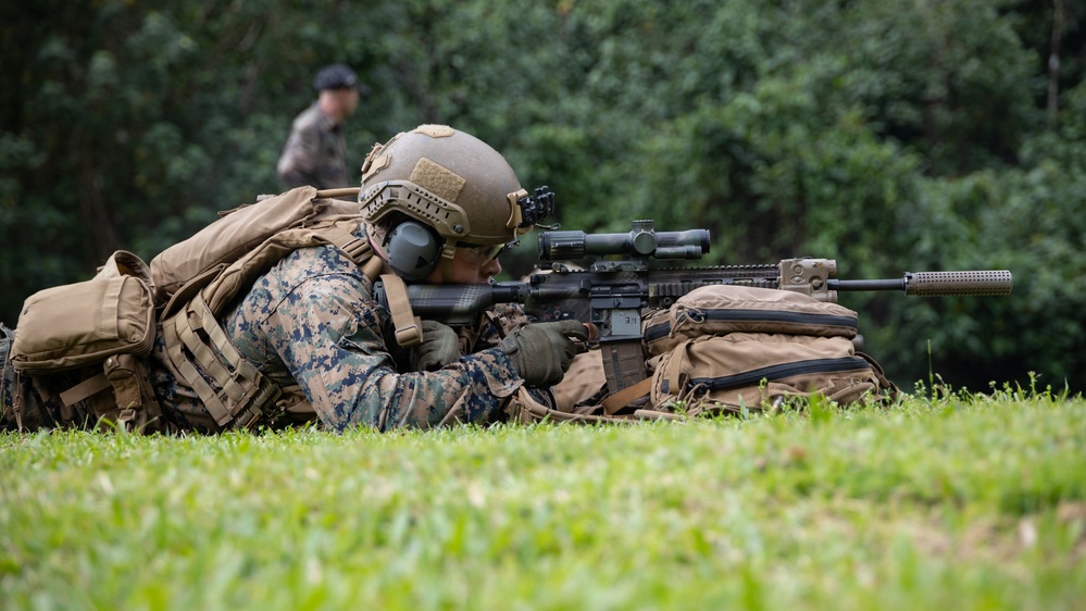 Pacific Marines in Tahiti: Range Movement