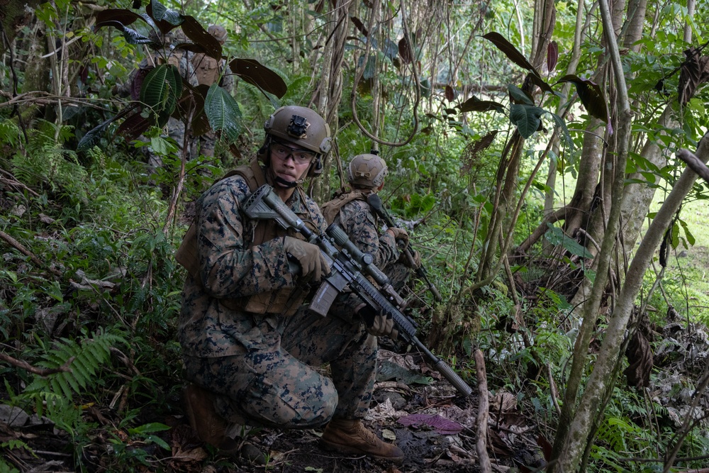 Pacific Marines in Tahiti: Range Movement