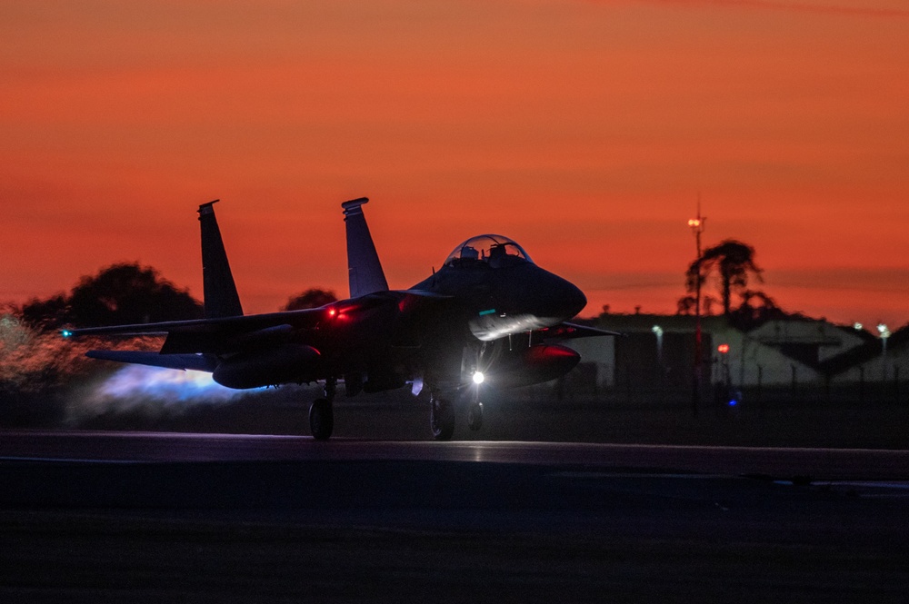 492nd Fighter Squadron begins Night Operations