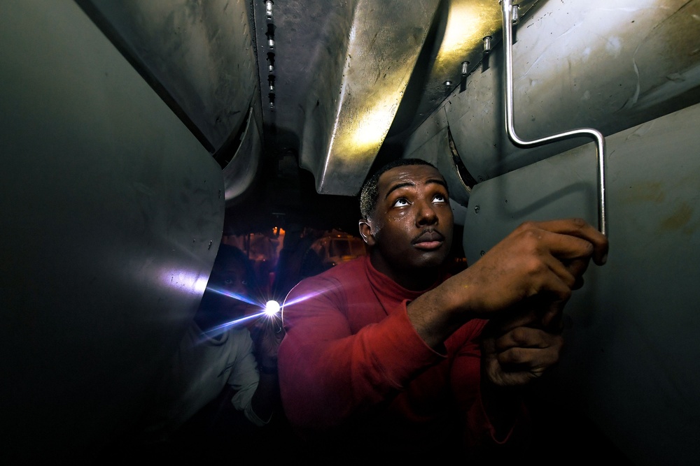 VFA-211 Super Hornet Maintenance Aboard Theodore Roosevelt