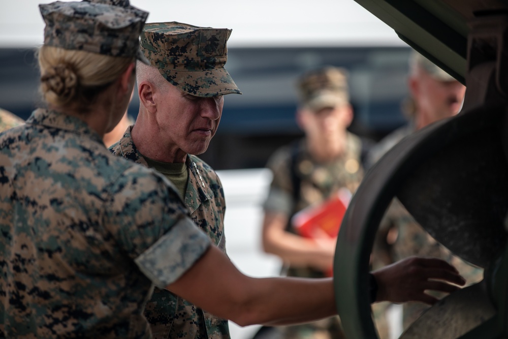 39th CMC and 20th SMMC visit the Marines and Sailors of Camp Schwab