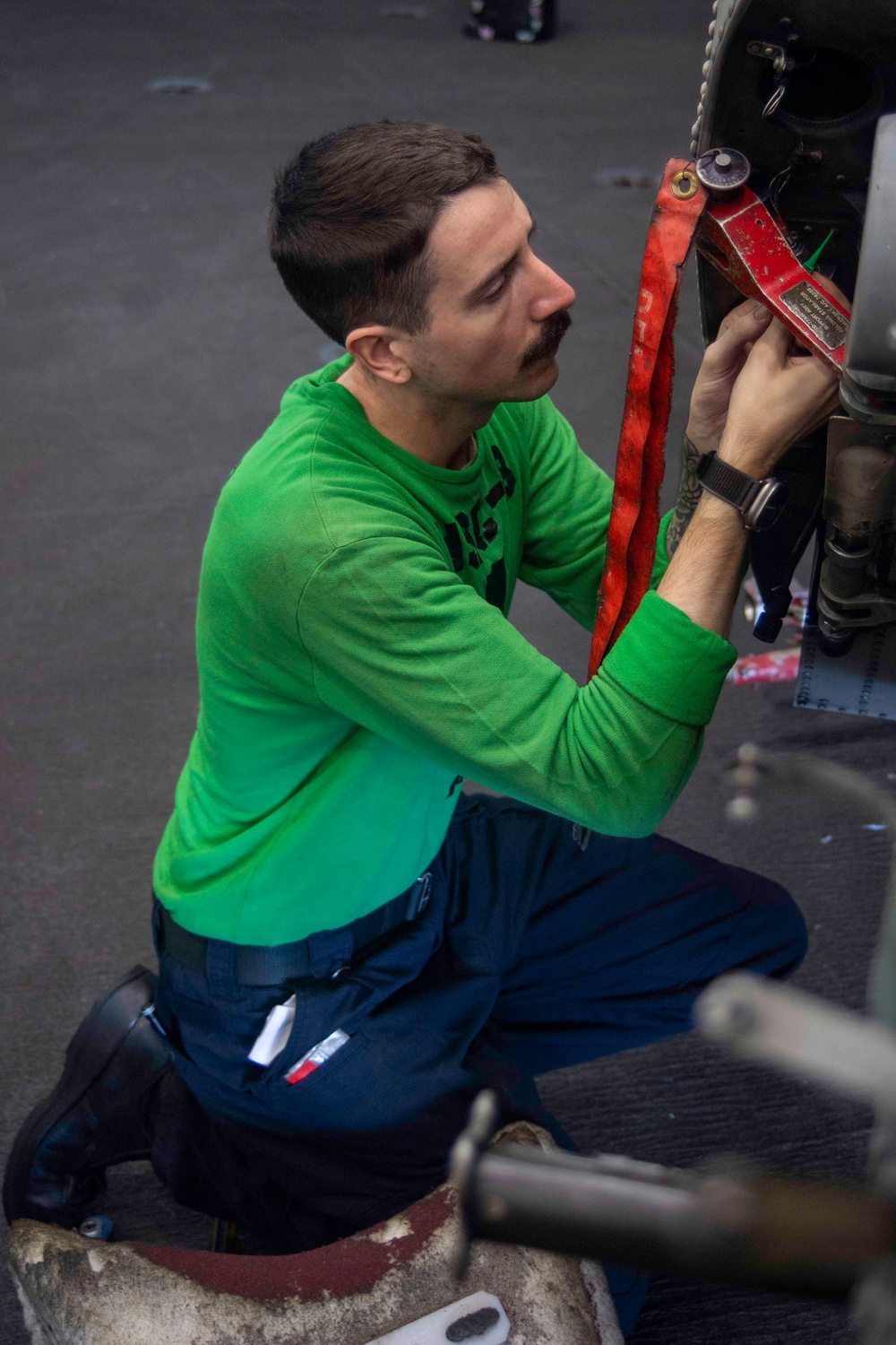 Maintaining HSC-8 Sea Hawks Aboard Theodore Roosevelt