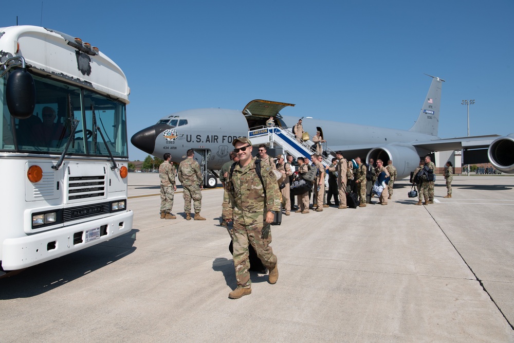 Grissom Airmen Return From Deployment