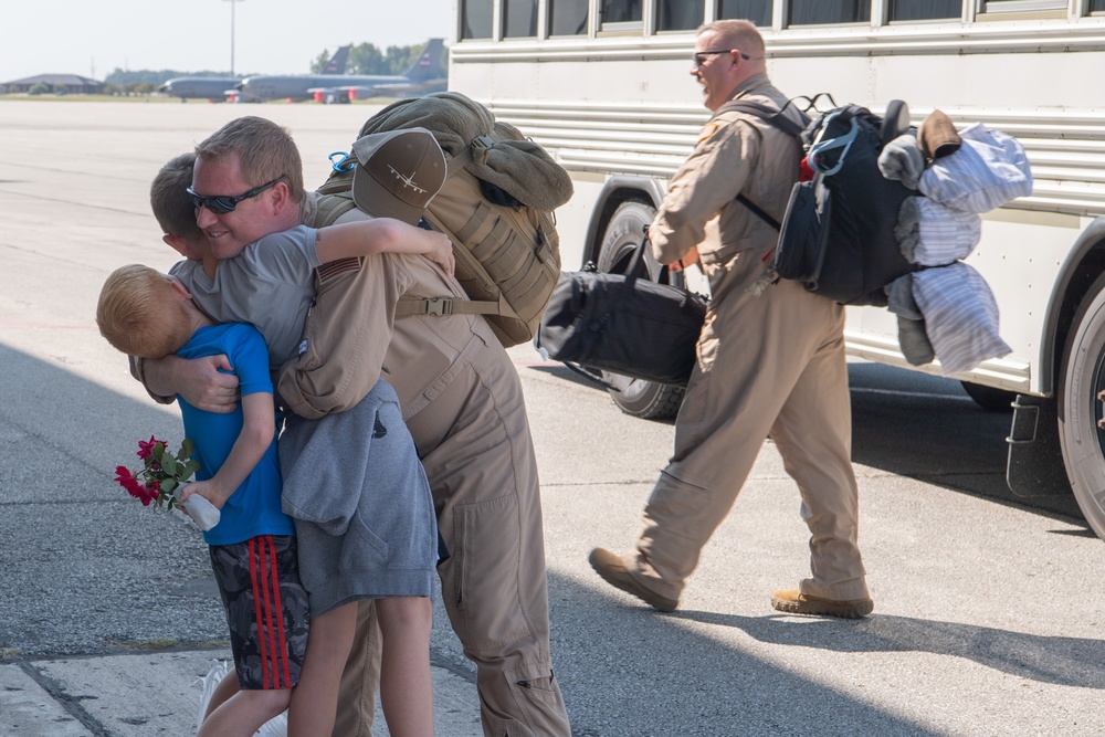 Grissom Airmen Return From Deployment