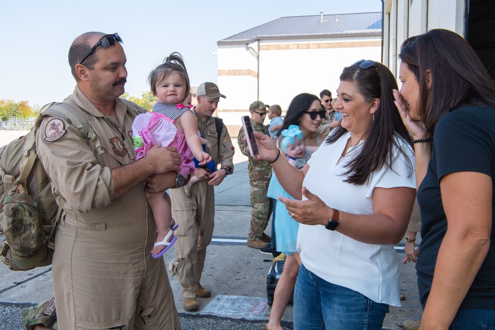 Grissom Airmen Return From Deployment
