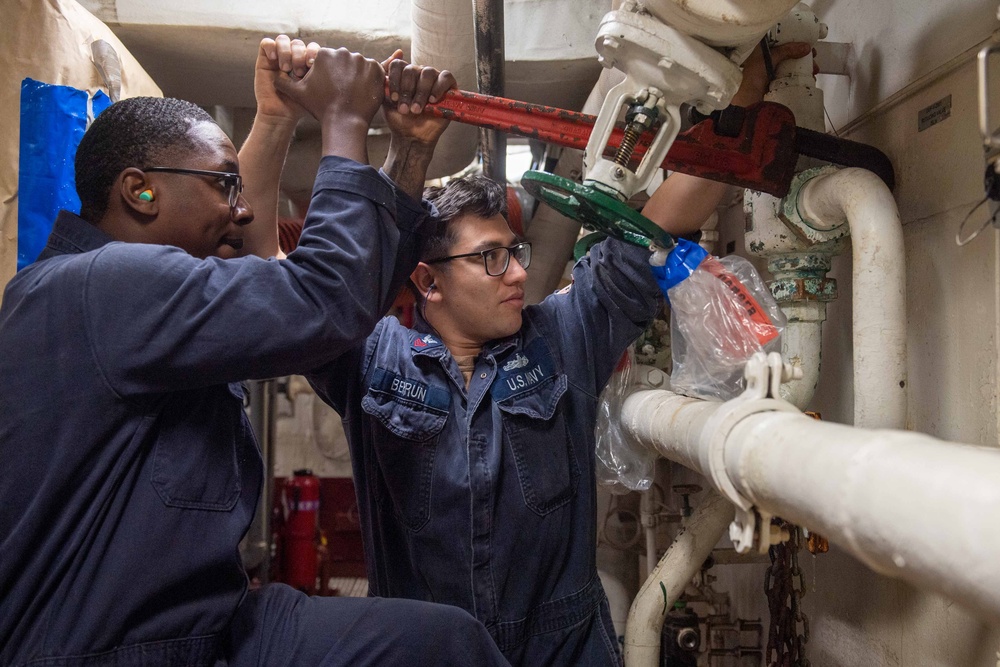 Makin Island Changes a Reverse Osmosis Relief Valve
