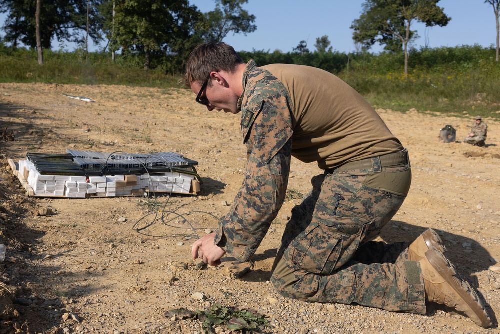 MCAS Cherry Point EOD Conducts Joint Training with 123d EOD