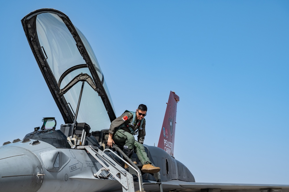 Republic of Singapore Air Force arrives at Nellis for Green Flag