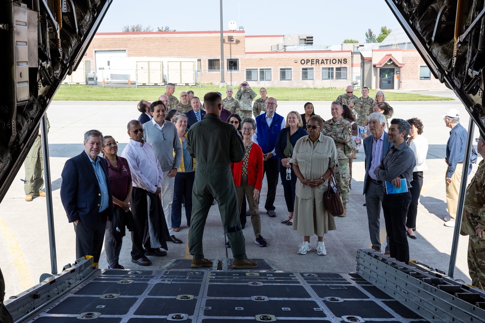 National Science Board visits the 109th Airlift Wing