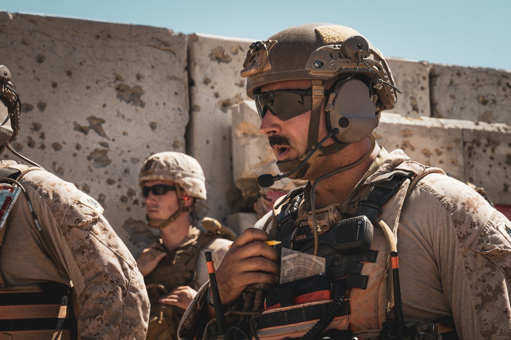 Marines with 3/5 conduct range 205 as part of SLTE 5-24