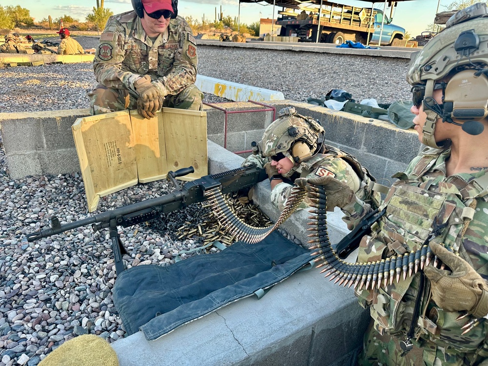 943d Security Forces Squadron participated in an Air Force Qualification Course for the M240B machine gun