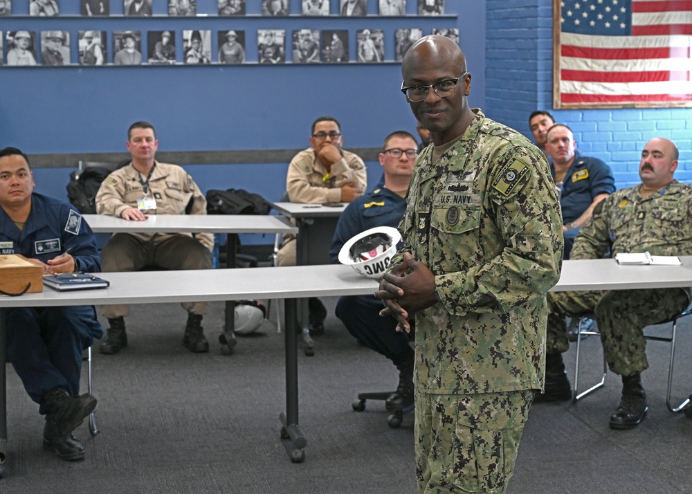 Fleet Master Chief Don Davis visits Vigor shipyard in Seattle