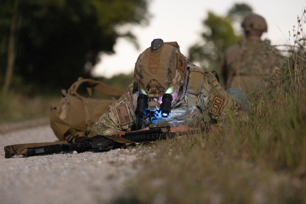 MCAS Cherry Point EOD Conducts Joint Training with 123d EOD