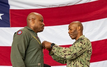 CVW-7 Holds Change of Command