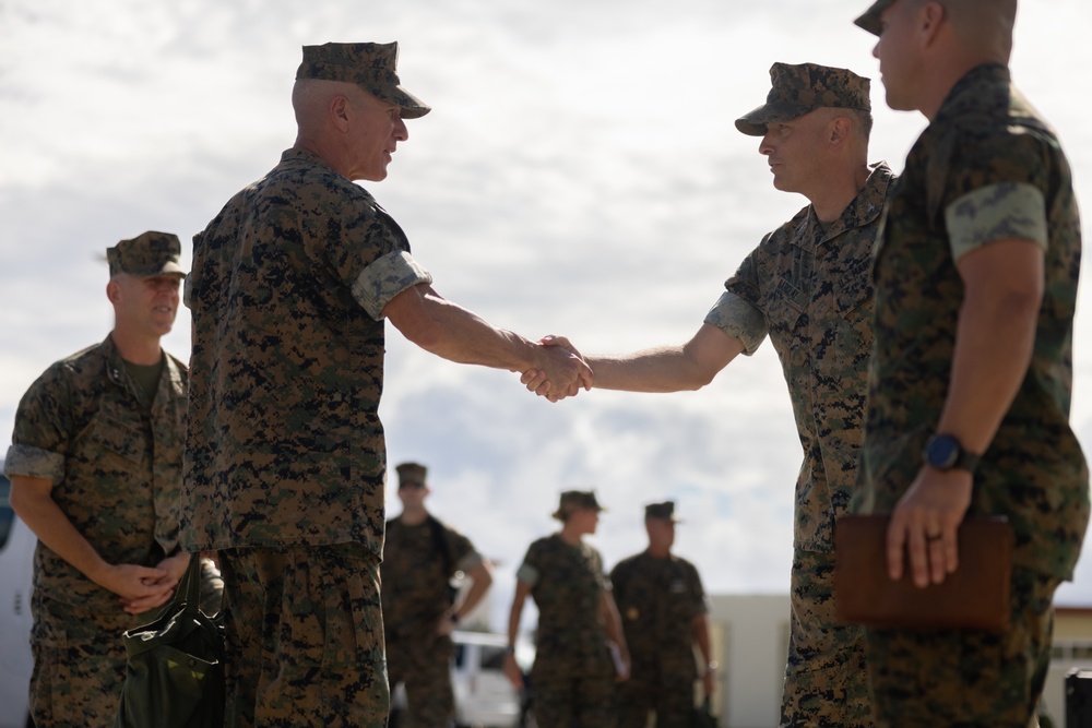 39th CMC and 20th SMMC visit the Marines and Sailors of Camp Schwab