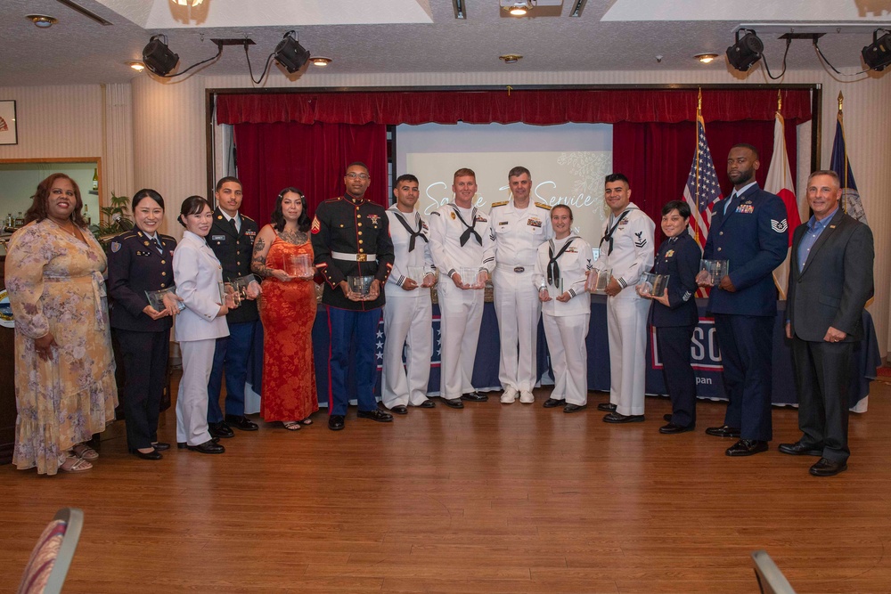 DVIDS Images USO 2024 Salute to Service Award [Image 7 of 7]