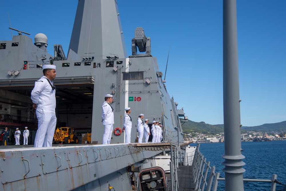 USS San Diego arrives in Sasebo, Japan