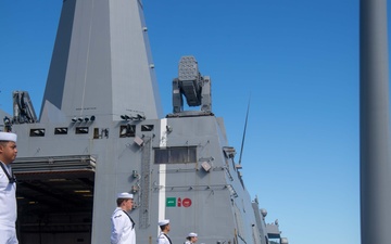 USS San Diego arrives in Sasebo, Japan