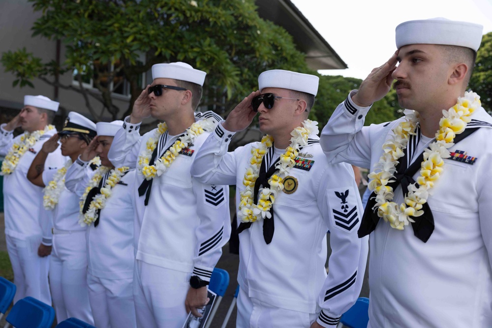 USS Chung-Hoon Sailors conduct Namesake visit to Punahou School