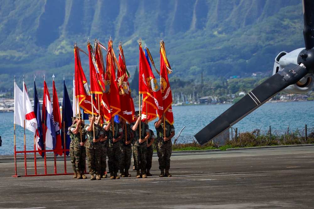 A New General Steps In: MARFORPAC hosts a change of command ceremony on MCBH