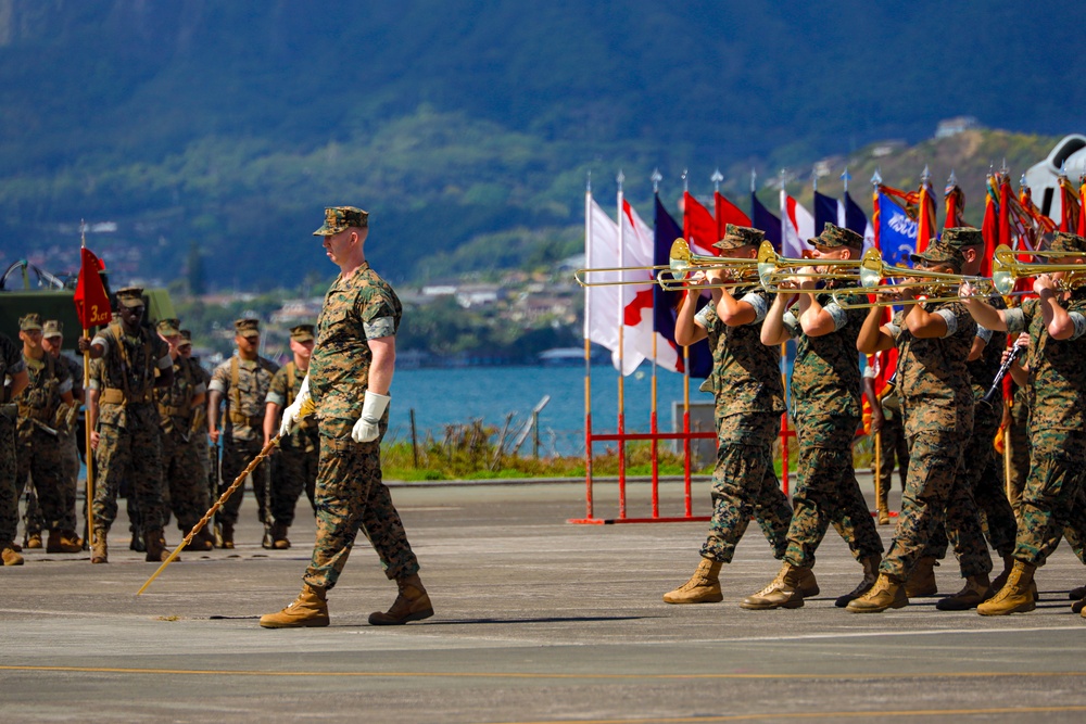 A New General Steps In: MARFORPAC hosts a change of command ceremony on MCBH