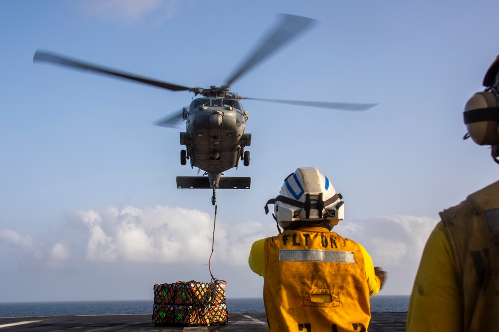 Abraham Lincoln conducts vertical replenishment at sea