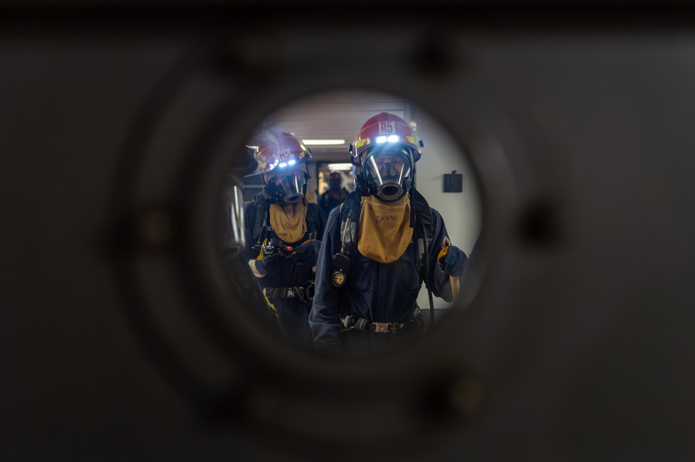 USS Blue Ridge Conducts Fire Fighting Drill