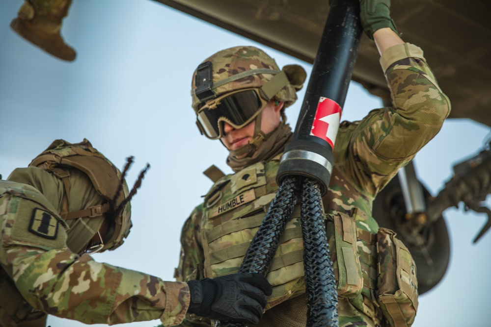 U.S. Soldiers conduct sling load operations to build readiness