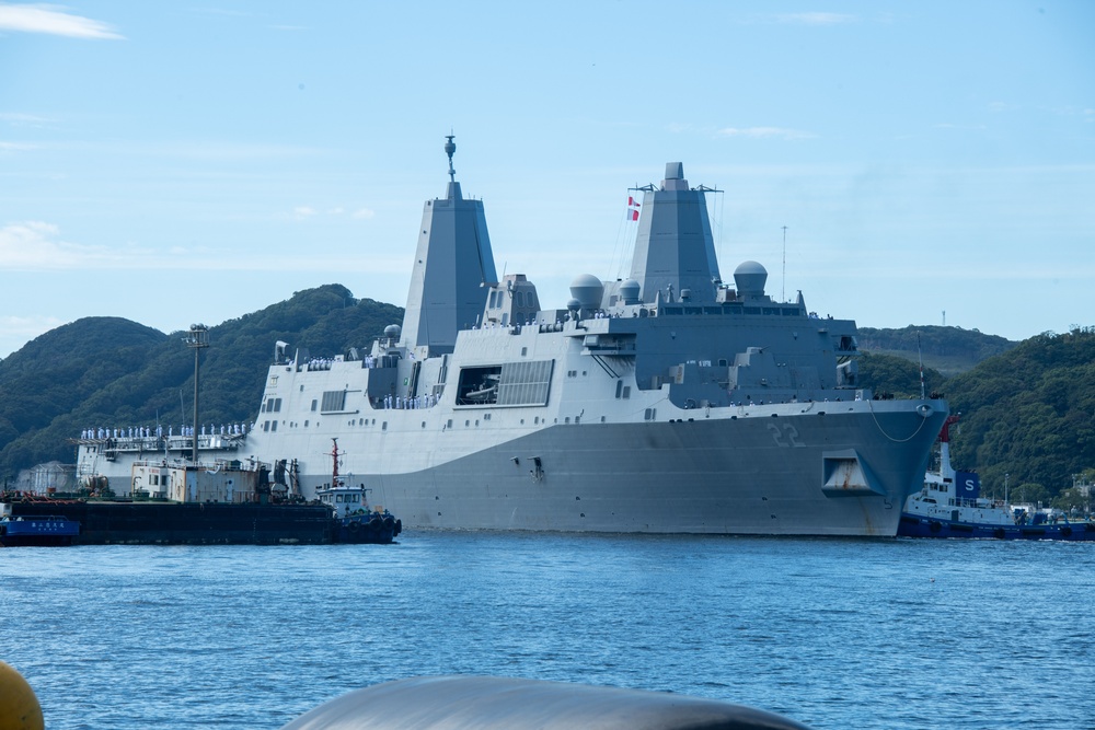 USS San Diego (LPD 22) Arrives in Sasebo, Japan