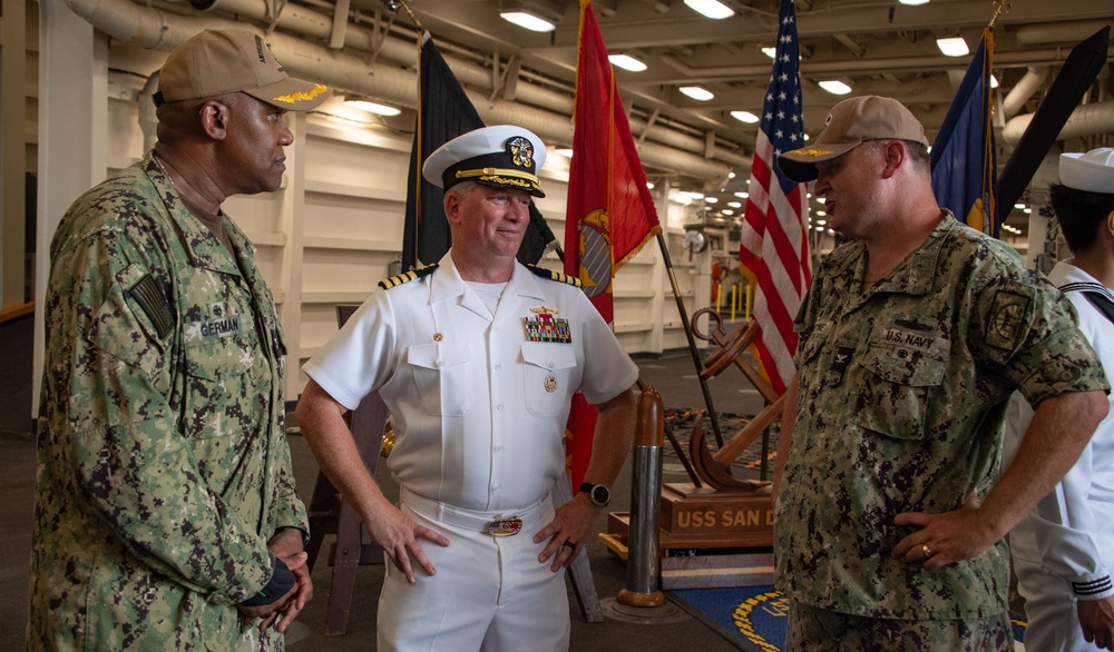 USS San Diego (LPD 22) Arrives in Sasebo, Japan