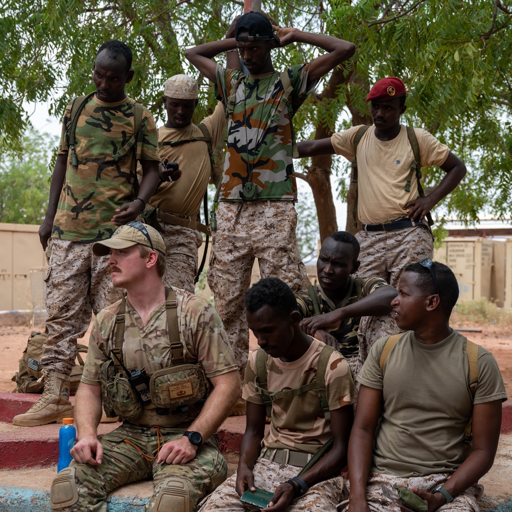 SERE Specialist leads land navigation training to strengthen Djiboutian crisis response forces