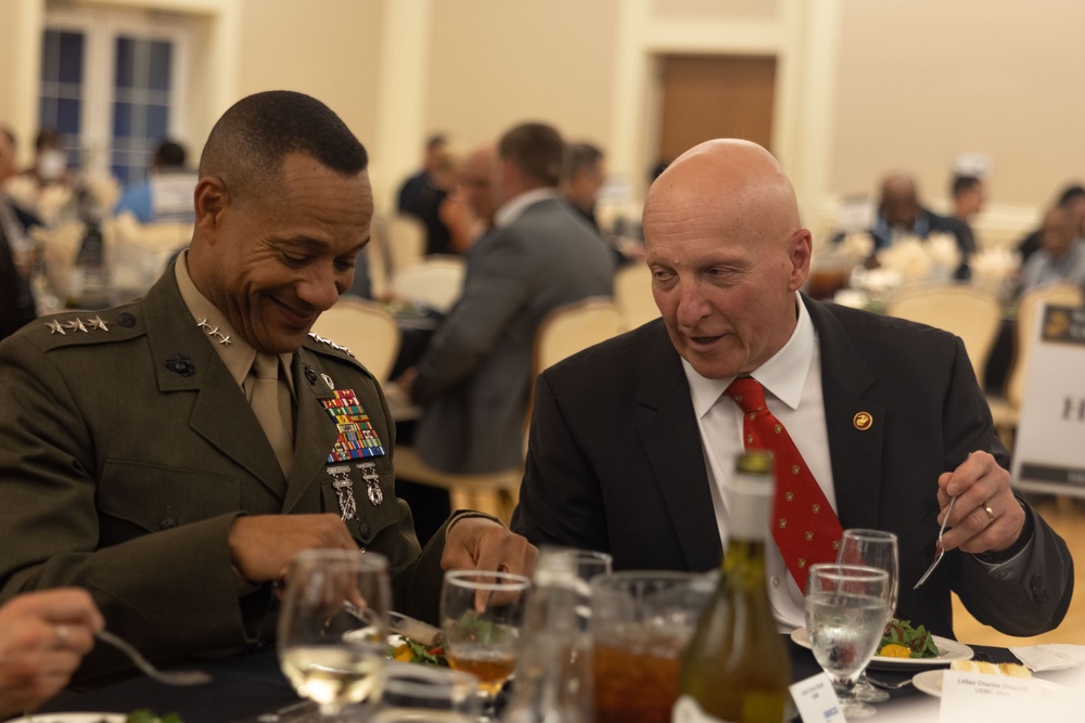 II MEF CG speaks at Marine Corps Association professional dinner