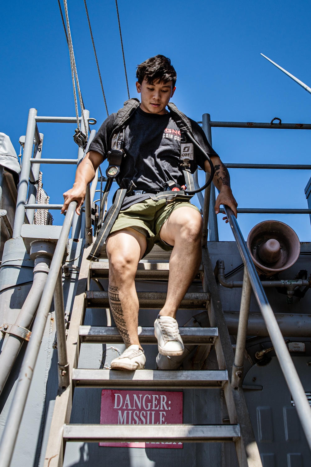 Marines, Sailors Conduct 9/11 Memorial Stair Climb Aboard Harpers Ferry