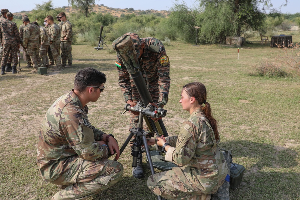 U.S. and Indian Army demonstrate artillery at YA 2024
