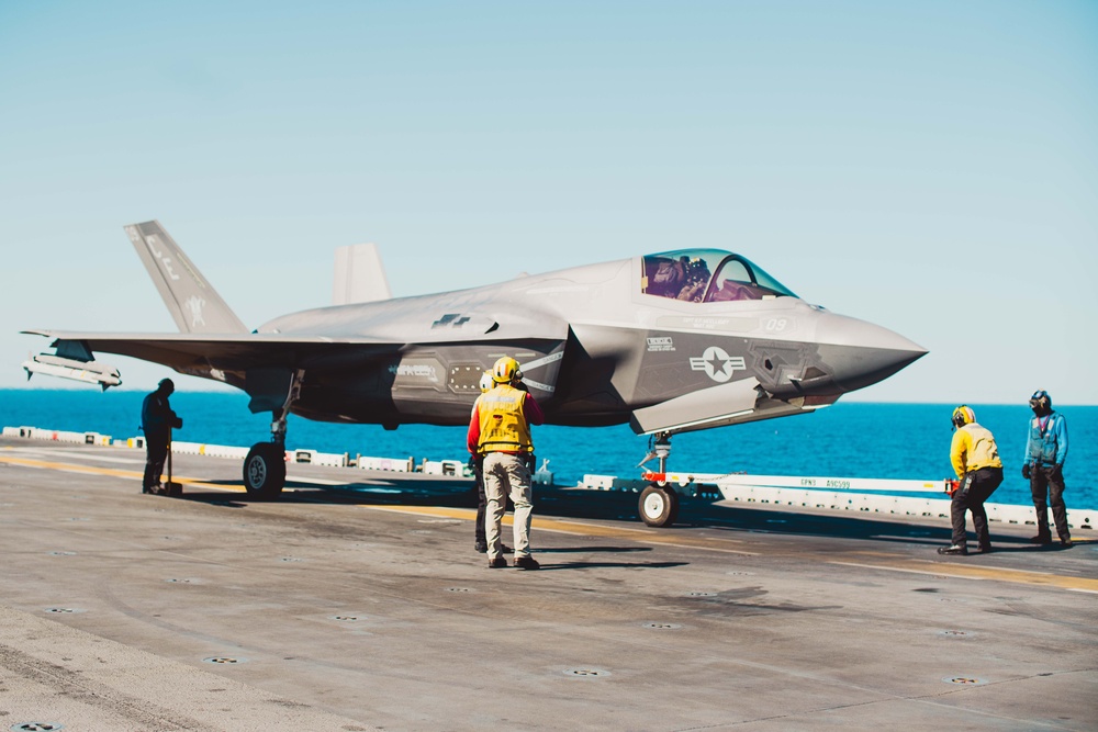 VMFA-225 Marines Unload Ordnance from F-35Bs