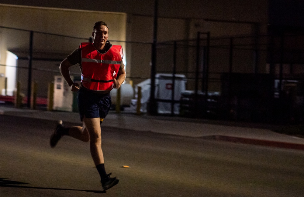 Nimitz Sailors Run With Chiefs