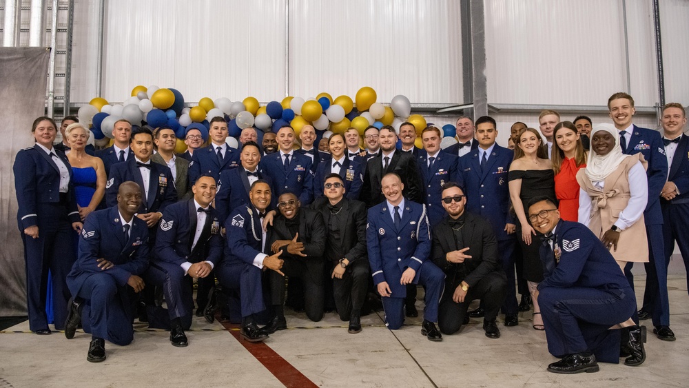 Pathfinders celebrate U.S. Air Force's 77th birthday with Air Force ball