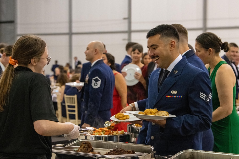 Pathfinders celebrate U.S. Air Force's 77th birthday with Air Force ball