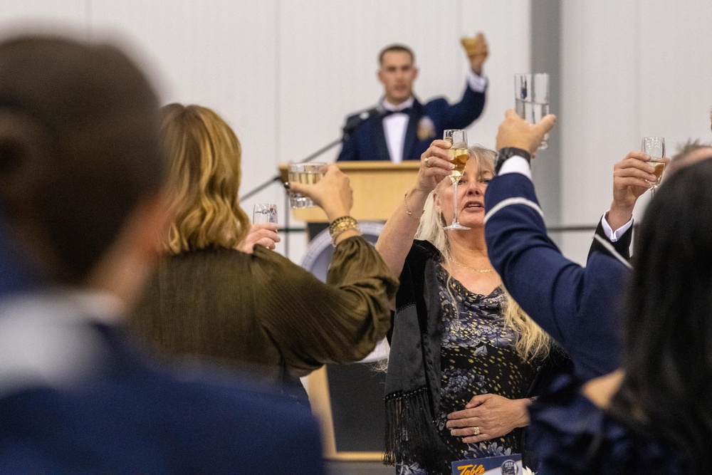 Pathfinders celebrate U.S. Air Force's 77th birthday with Air Force ball