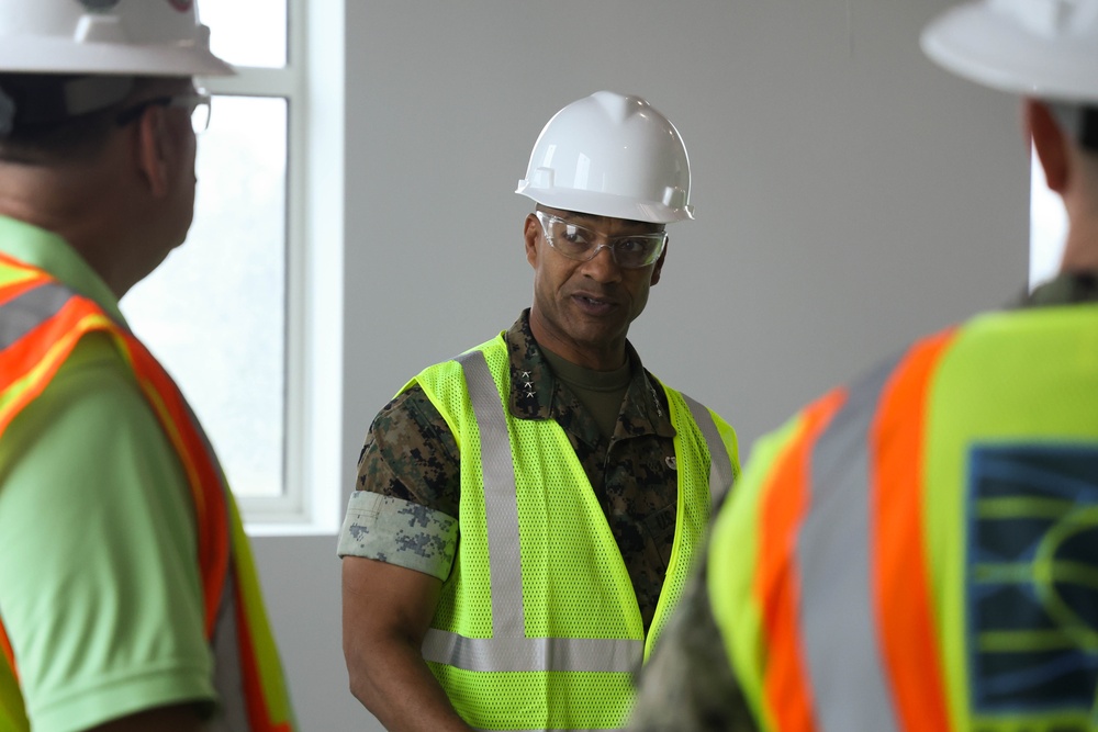 II MEF CG Visits Future Headquarters Building