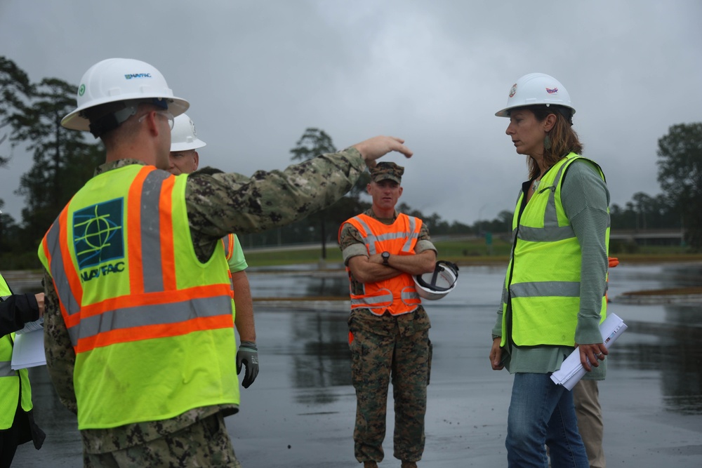 II MEF CG Visits Future Headquarters Building